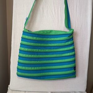 Zip it Brand Multiple Blue & Green Zipper Cross Body Purse Y2k kids, Academia